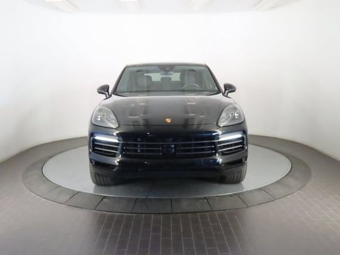 Certified 2023 Porsche Cayenne Coupe AWD/4WD image 10