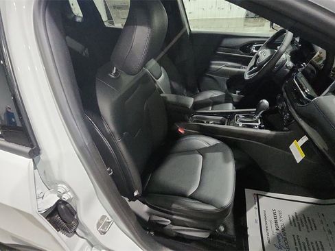 New 2026 Jeep Compass Limited image 28