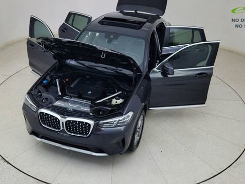 Used 2025 BMW X4 xDrive30i AWD/4WD image 87