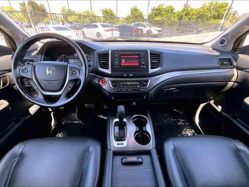 Used 2017 Honda Ridgeline RTL image 15