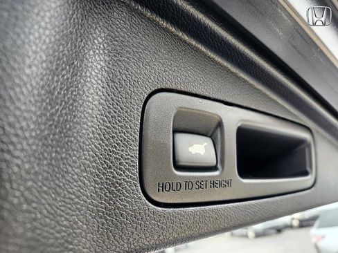 Used 2017 Honda CR-V EX-L image 32