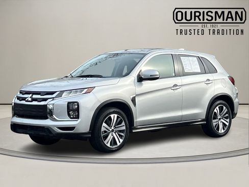 Used 2024 Mitsubishi Outlander Sport SE image 2