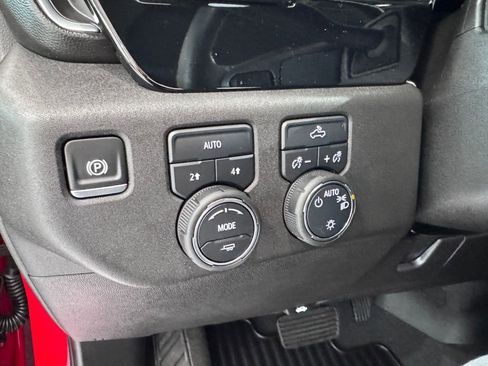 Certified 2025 Chevrolet Silverado 1500 LT image 16