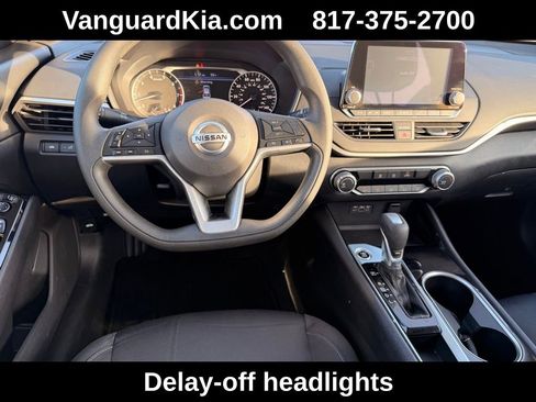 Used 2021 Nissan Altima 2.5 SV image 16