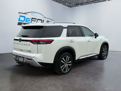 Used 2023 Nissan Pathfinder Platinum AWD/4WD image 3