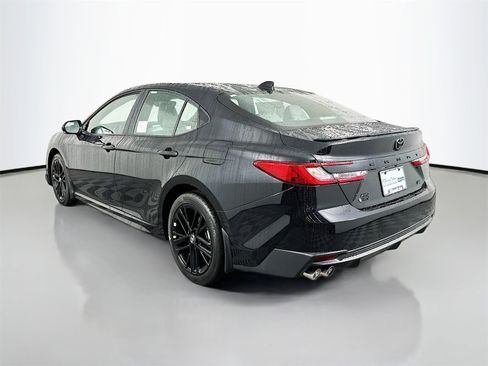 New 2026 Toyota Camry SE image 5