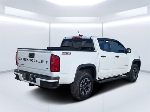 Used 2022 Chevrolet Colorado Z71 w/ Safety Package image 3