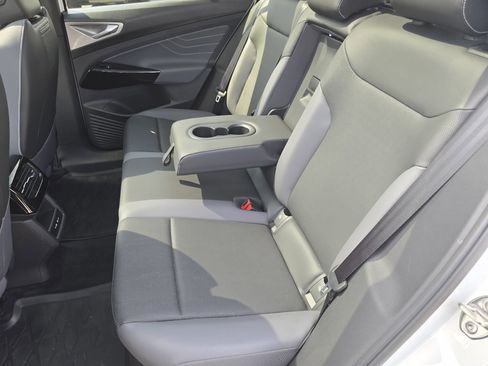 Certified 2023 Volkswagen ID.4 Pro S image 29