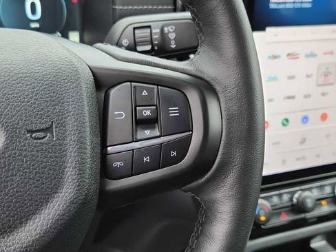 Used 2025 Ford Ranger Lariat w/ Advanced Towing Package image 21