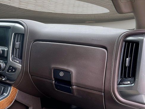 Used 2018 Chevrolet Silverado 1500 LTZ w/ Texas Edition AWD/4WD image 14