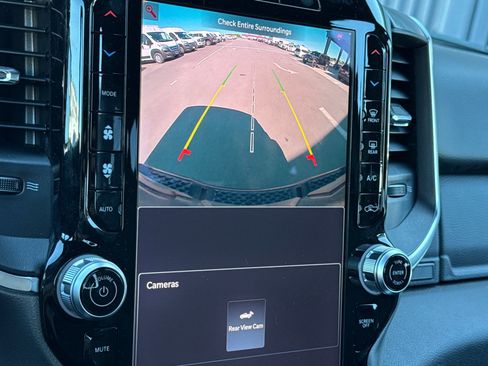 New 2026 RAM 1500 4x4 Crew Cab image 18