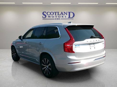 Used 2025 Volvo XC90 B5 Core AWD/4WD image 8