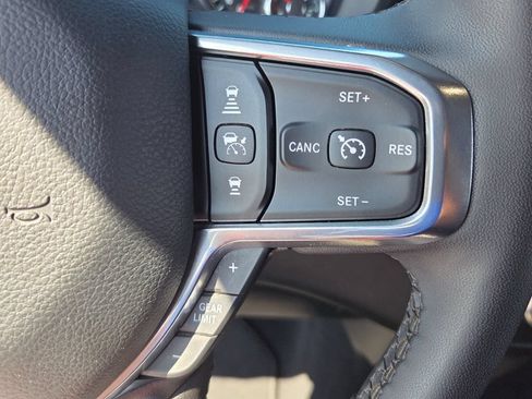 Used 2025 RAM 1500 Laramie AWD/4WD image 20
