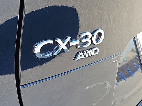 Used 2024 MAZDA CX-30 AWD 2.5 S w/ Select Sport Pkg image 11