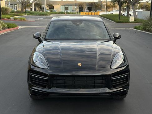 Used 2023 Porsche Cayenne Turbo S image 28