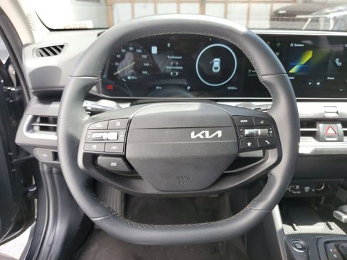 Certified 2025 Kia K4 EX FWD image 21