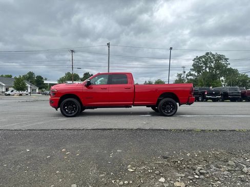 Used 2026 RAM 2500 Laramie AWD/4WD image 6