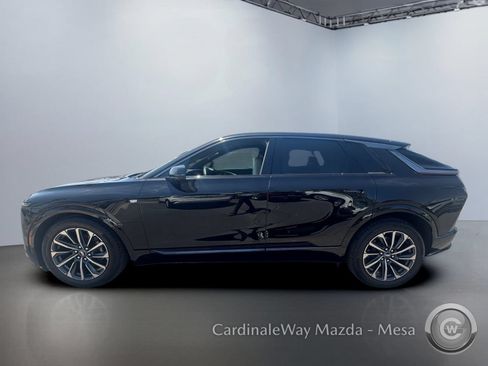 Used 2024 Cadillac Lyriq Sport RWD image 7