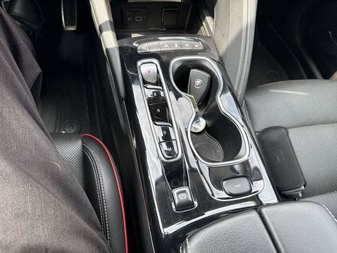 Used 2022 Buick Envision Essence w/ Technology Package II FWD image 23