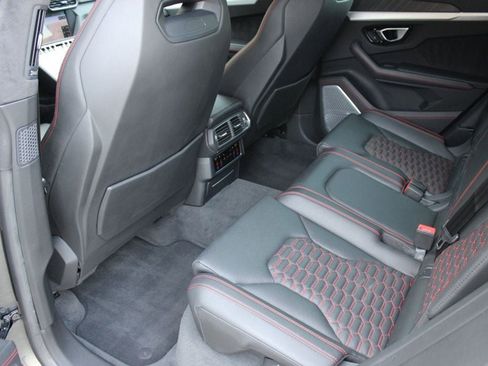 Used 2019 Lamborghini Urus AWD image 31