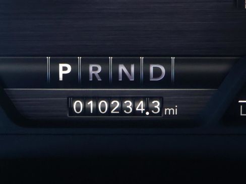 Used 2024 RAM 2500 Laramie w/ Safety Group image 31