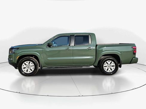 Used 2024 Nissan Frontier SV w/ SV Convenience Package image 9