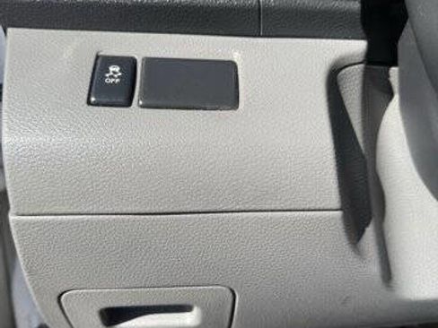 Used 2020 Nissan NV200 S FWD image 13