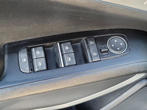 Used 2020 Kia Soul LX image 24