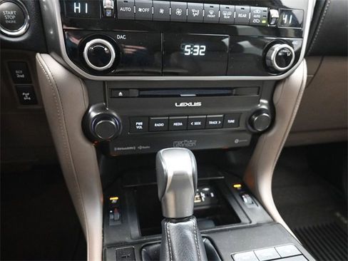 Used 2022 Lexus GX 460 Premium image 36