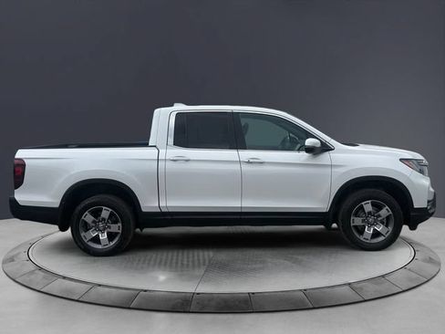 Certified 2024 Honda Ridgeline RTL image 6