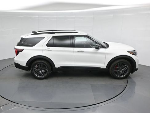 New 2026 Ford Explorer ST AWD/4WD image 38