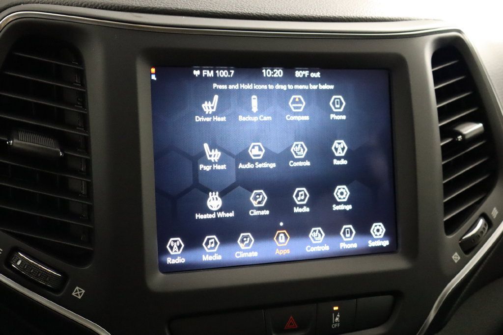 Used 2022 Jeep Cherokee Latitude w/ Trailer Tow Group AWD/4WD image 32