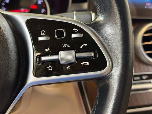 Used 2021 Mercedes-Benz GLC 300 image 40