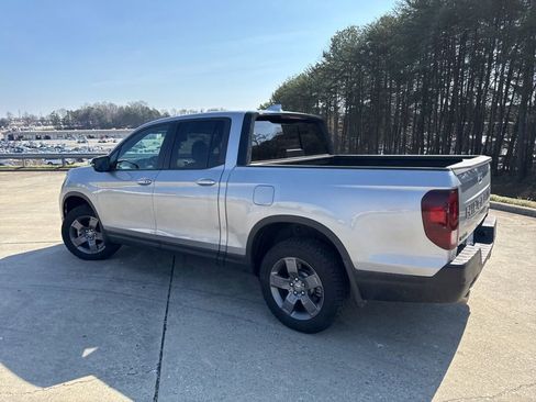 Used 2024 Honda Ridgeline TrailSport image 8