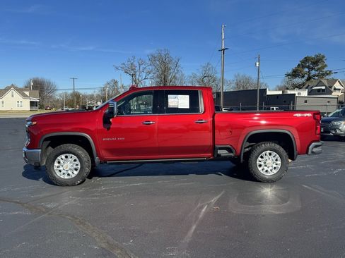 Used 2024 Chevrolet Silverado 2500 LTZ w/ LTZ Plus Package image 20