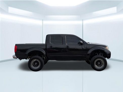 Used 2018 Nissan Frontier SV w/ Value Truck Package RWD image 7