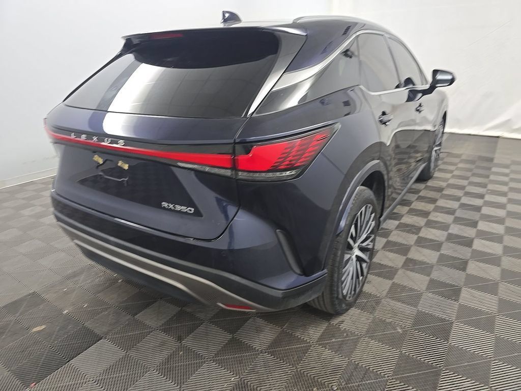 Used 2023 Lexus RX 350 Premium Plus FWD image 2