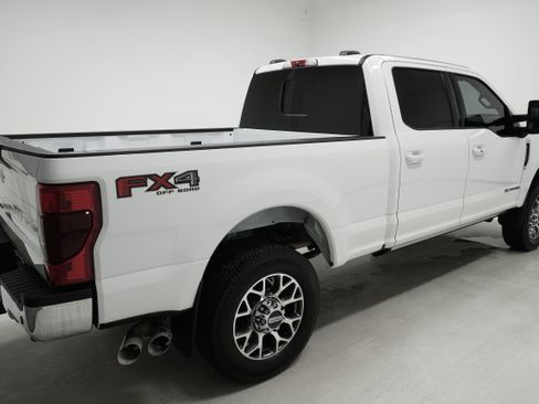 Used 2022 Ford F250 Lariat w/ Lariat Ultimate Package AWD/4WD image 4