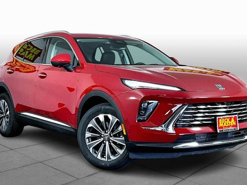 New 2025 Buick Envision Preferred image 2