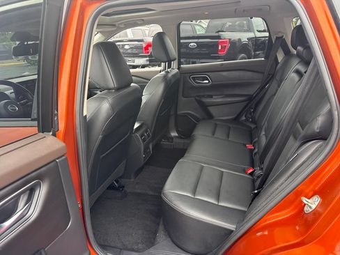 Used 2021 Nissan Rogue SL w/ Premium Package AWD/4WD image 14