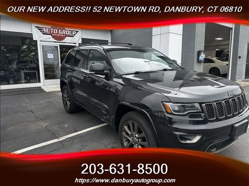 Used 2016 Jeep Grand Cherokee Limited 75th Anniversary AWD/4WD image 6