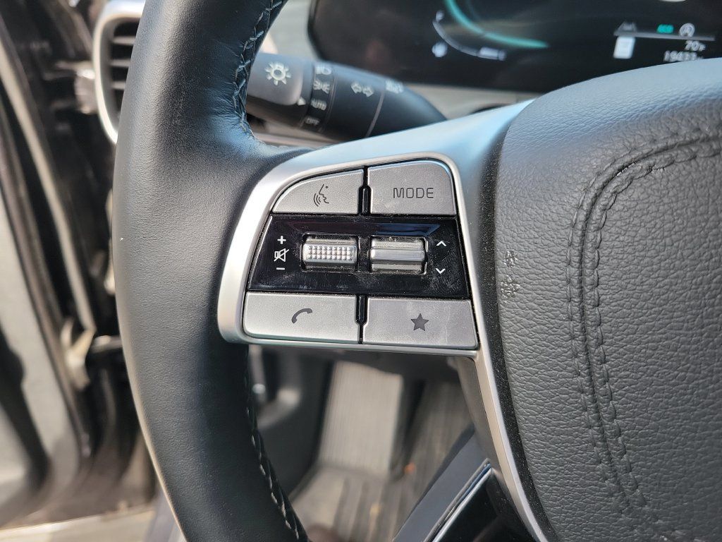 Used 2025 Kia Telluride EX X-Line AWD/4WD image 23
