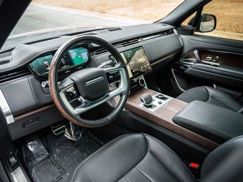 Used 2023 Land Rover Range Rover Long Wheelbase Autobiography image 30