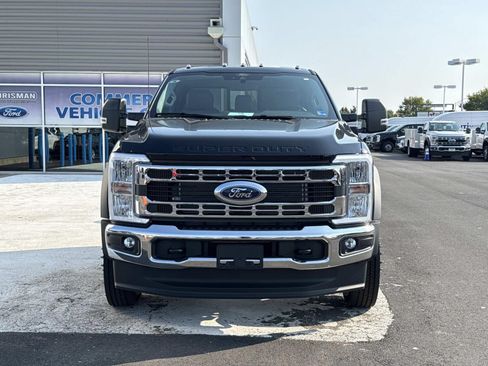 New 2026 Ford F550 4x4 Crew Cab image 8