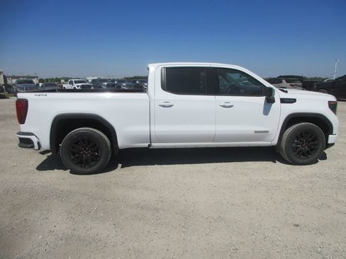 New 2026 GMC Sierra 1500 Elevation AWD/4WD image 3