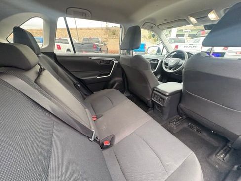 Used 2024 Toyota RAV4 LE AWD/4WD image 26