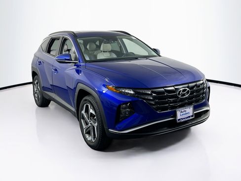 Used 2023 Hyundai Tucson SEL w/ Convenience Package image 3