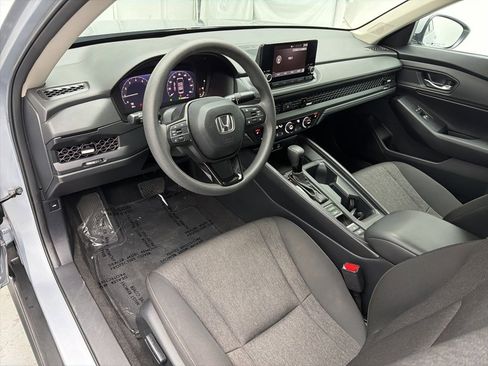 Used 2023 Honda Accord EX image 15