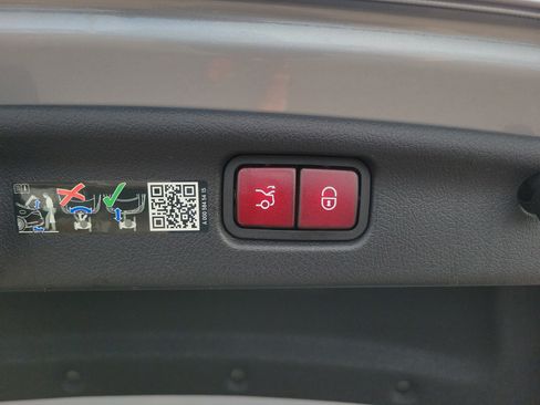 Certified 2025 Mercedes-Benz C 300 C 300 image 30