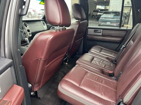 Used 2015 Ford Expedition Platinum image 15